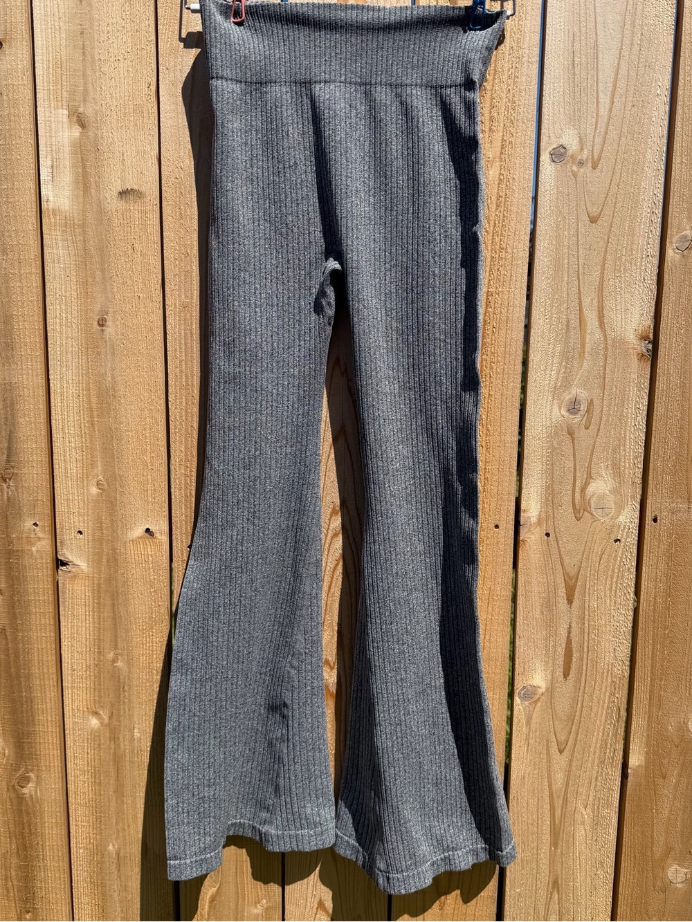 Ribbed Flared Knit Pants - Gray